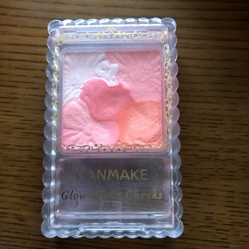 グロウフルールチークス/キャンメイク/パウダーチークを使ったクチコミ(1枚目)