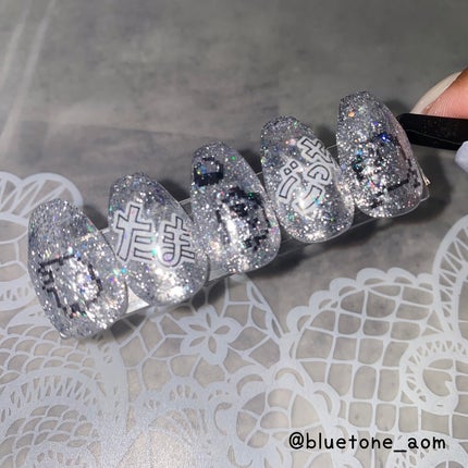 ⋆͛🦖⋆͛aomi on LIPS 「キャンドゥで発売されていたたまごっちのクリアシール使ってネイル..」(6枚目)