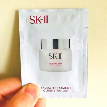 
#SK-II   フェイシャルトリートメントクレンジングジェル

福袋にお試し版が２つ入っていました。

---------------------------------------------

