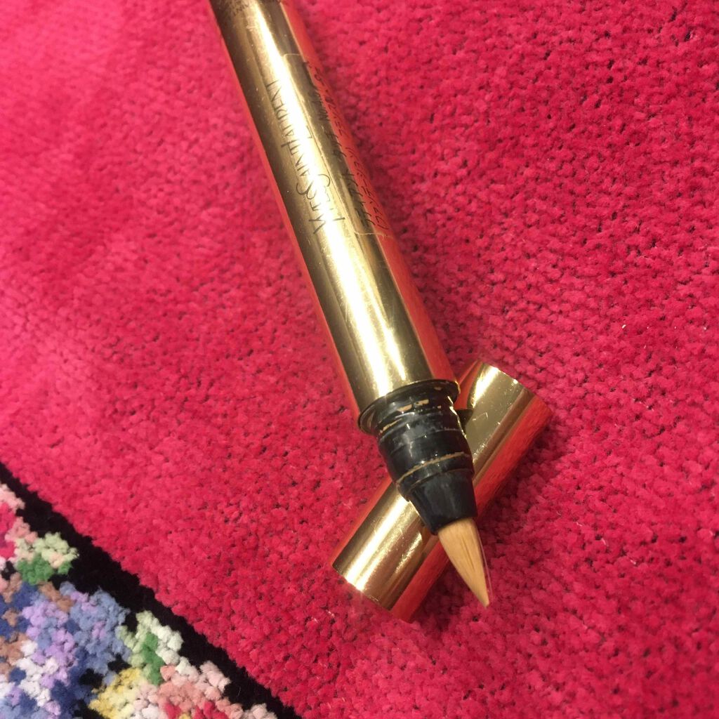 ラディアント タッチ/YVES SAINT LAURENT BEAUTE/リキッドコンシーラーを使ったクチコミ(2枚目)