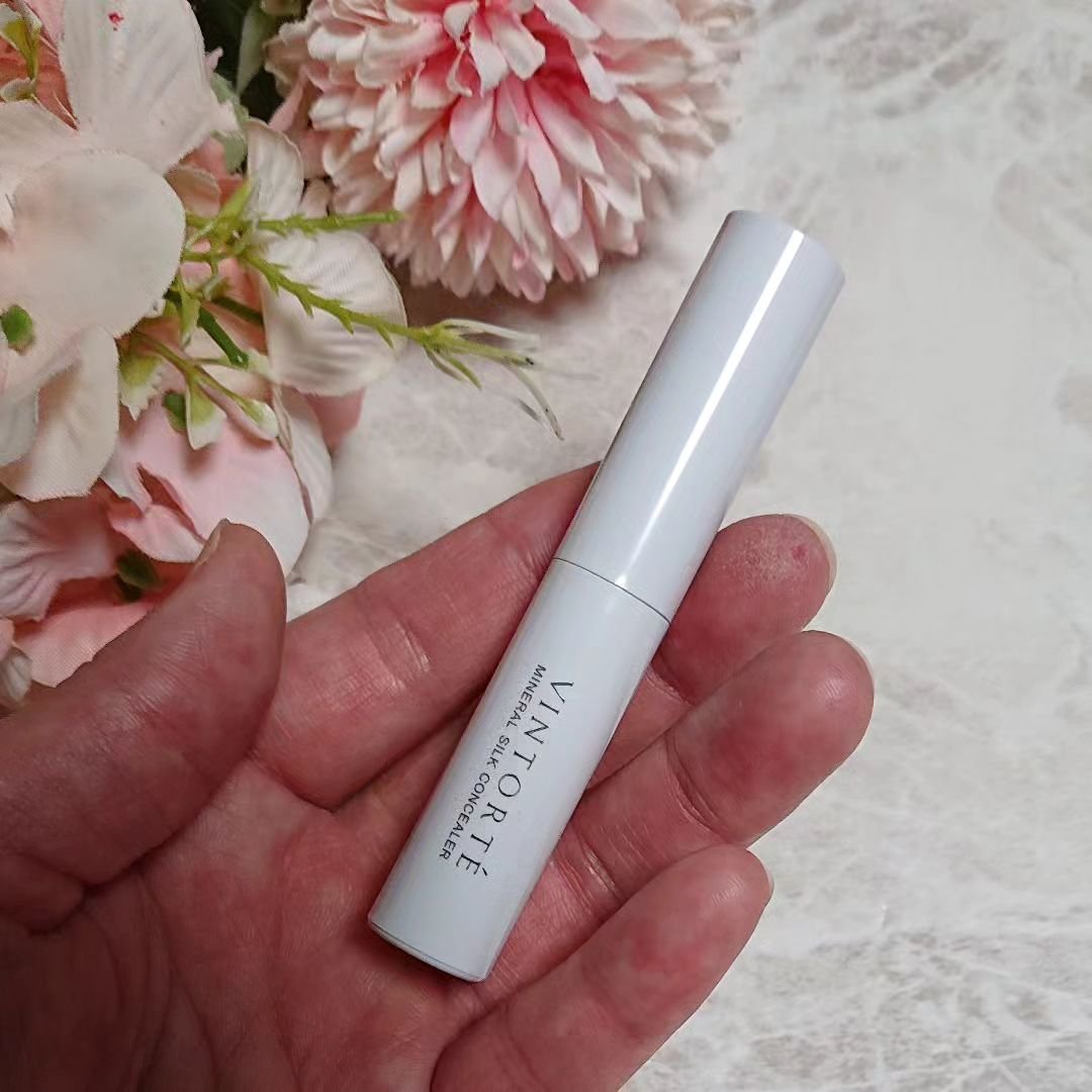 ミネラルシルクコンシーラー/ヴァントルテ/スティックコンシーラーを使ったクチコミ（3枚目）