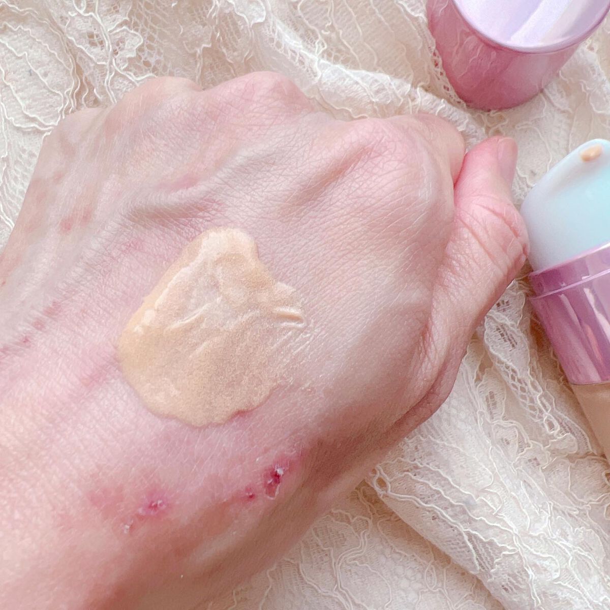 コラーゲンモイスチャースキンベース/illuN/化粧下地を使ったクチコミ(4枚目)