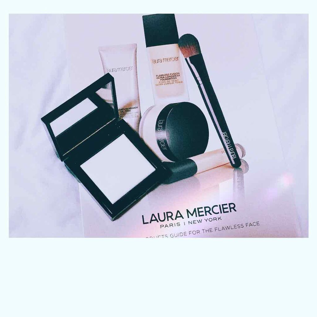 シークレット ブラーリング パウダー フォー アンダー アイズ/ローラ メルシエ/プレストパウダーを使ったクチコミ(1枚目)