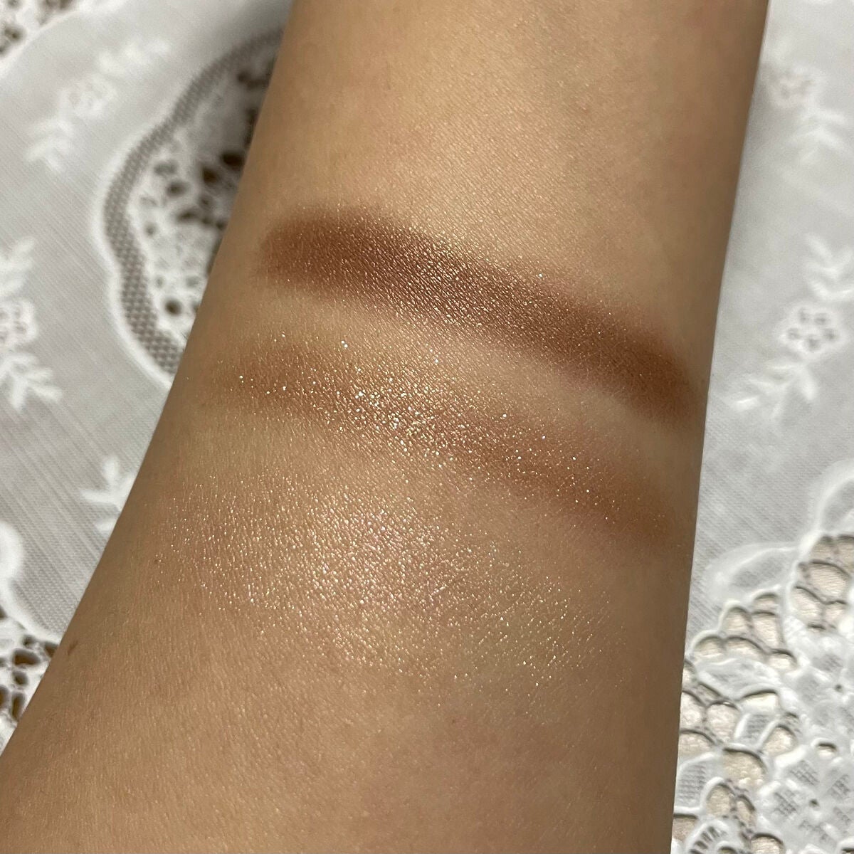 トーンアップアイシャドウ/CEZANNE/アイシャドウパレットを使ったクチコミ(3枚目)