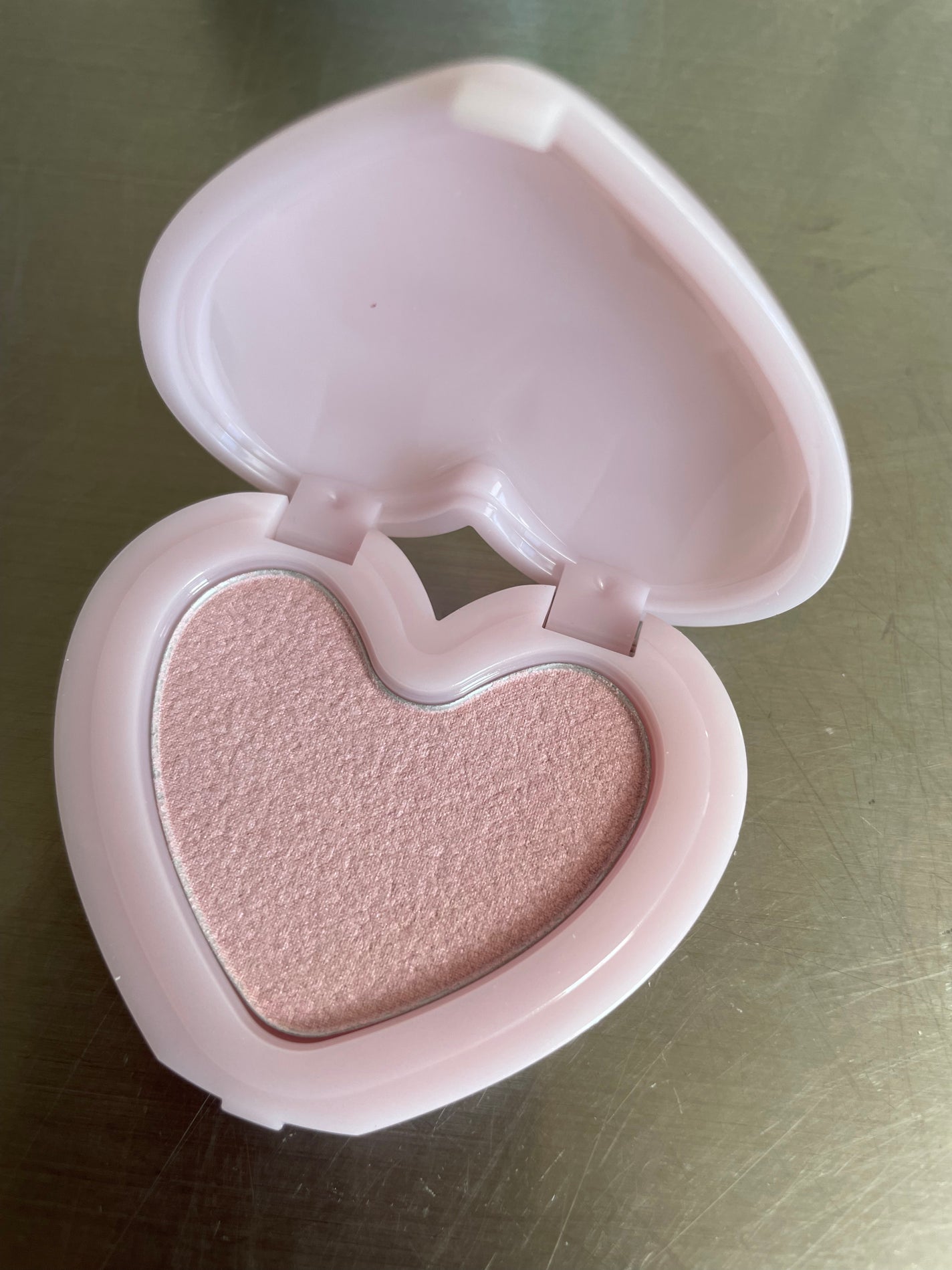 ラヴビーム グロウヴェール/lilybyred/パウダーハイライトを使ったクチコミ(2枚目)