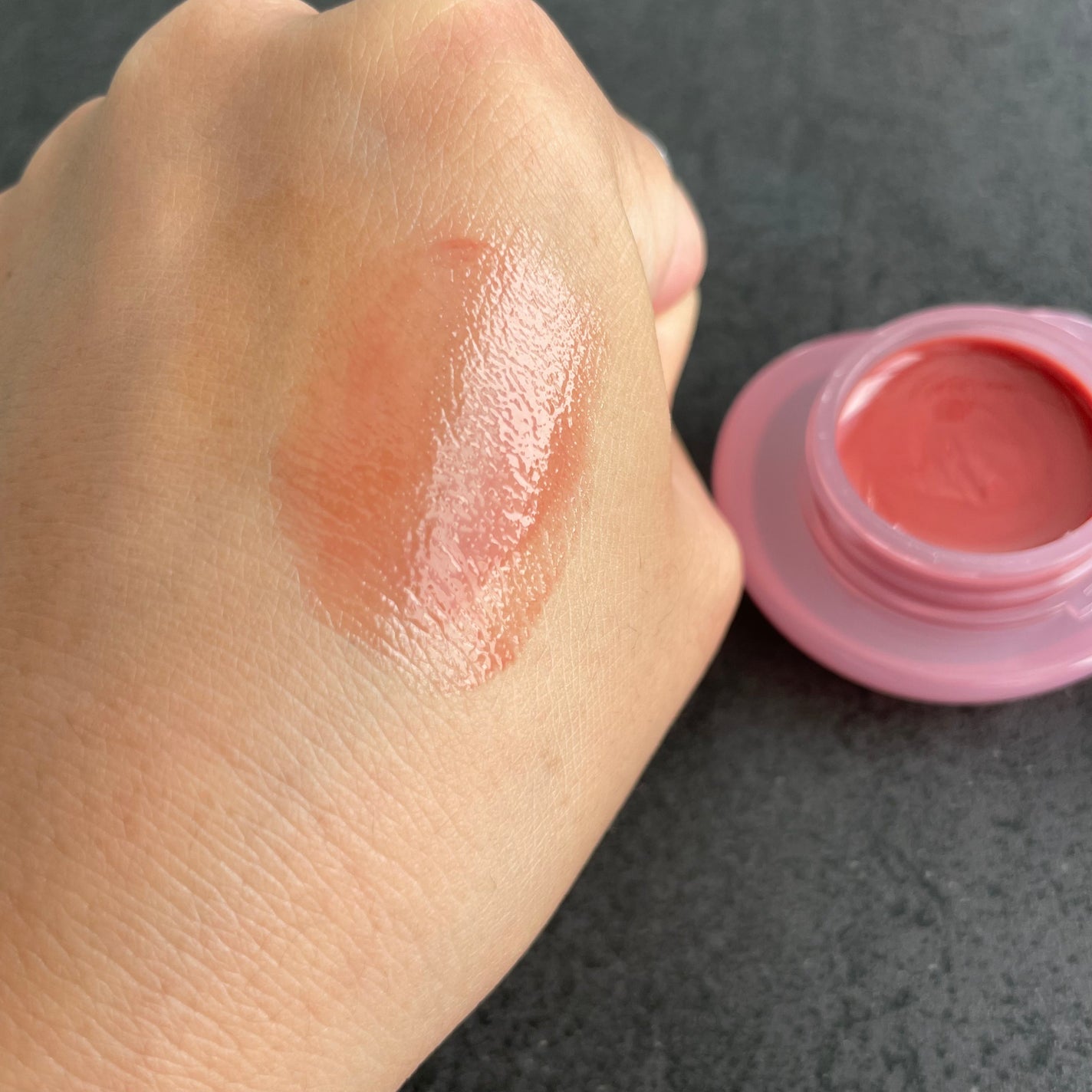 たーたんフォロバ100 on LIPS 「フィーリップアンドチークグローイジェリーポットFweeから20..」(1枚目)