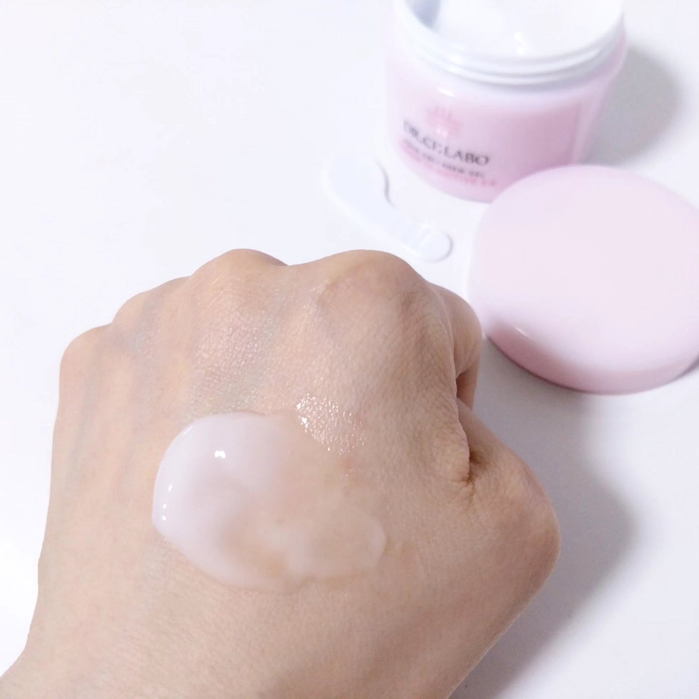 薬用アクアコラーゲンゲル スーパーセンシティブEX/ドクターシーラボⓇ/オールインワン化粧品を使ったクチコミ(5枚目)