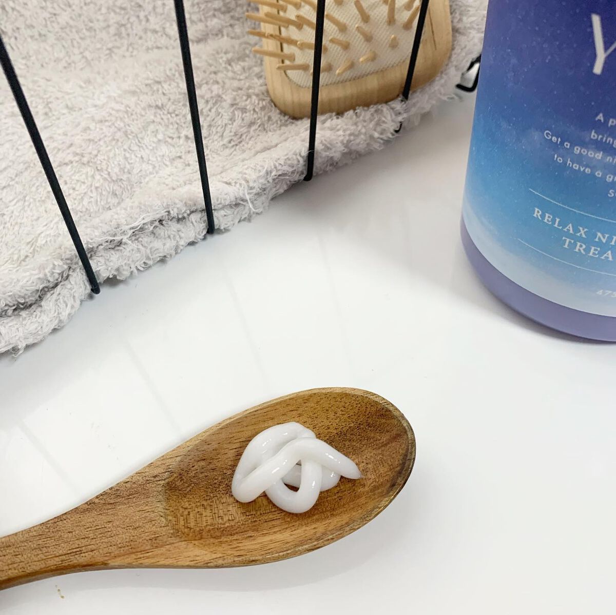 リラックスナイトリペア シャンプー／トリートメント/YOLU/市販シャンプーを使ったクチコミ（3枚目）