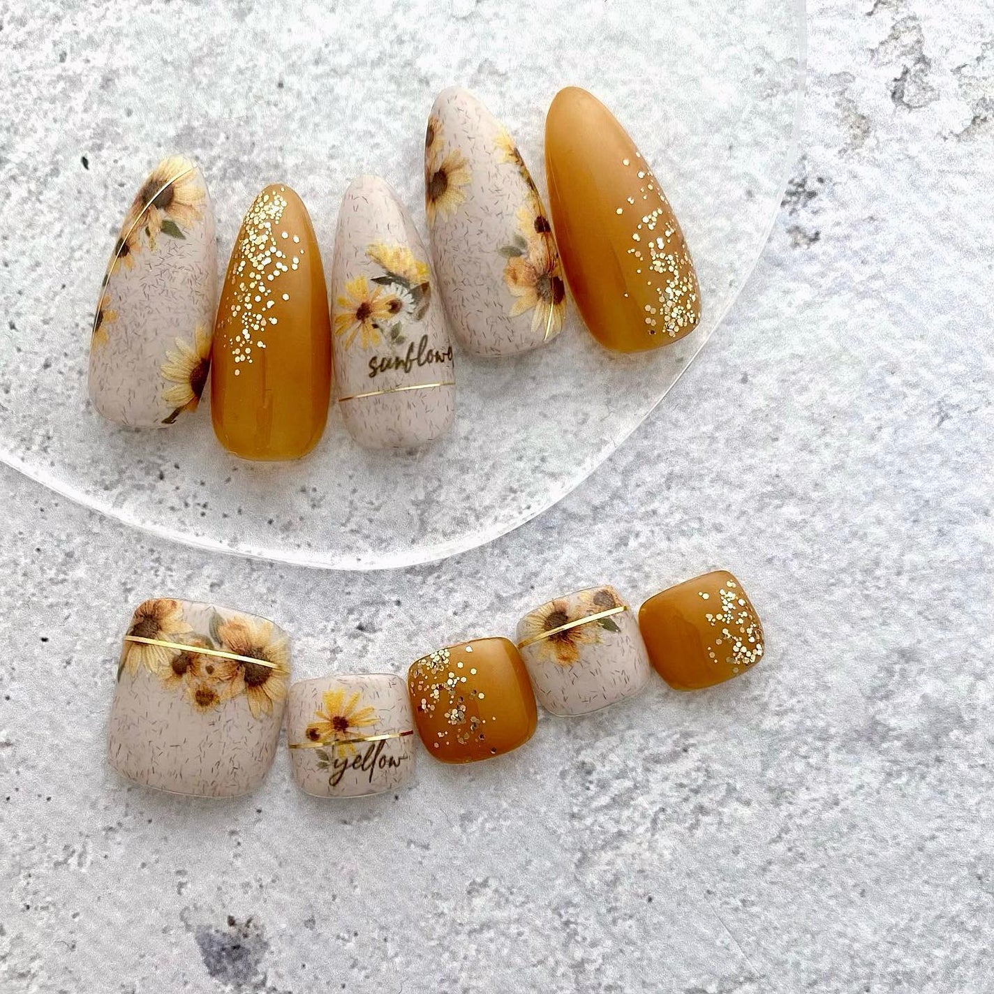 naomi on LIPS 「見てるだけで元気になる🌻sunflower✨リアルなシートは..」(1枚目)