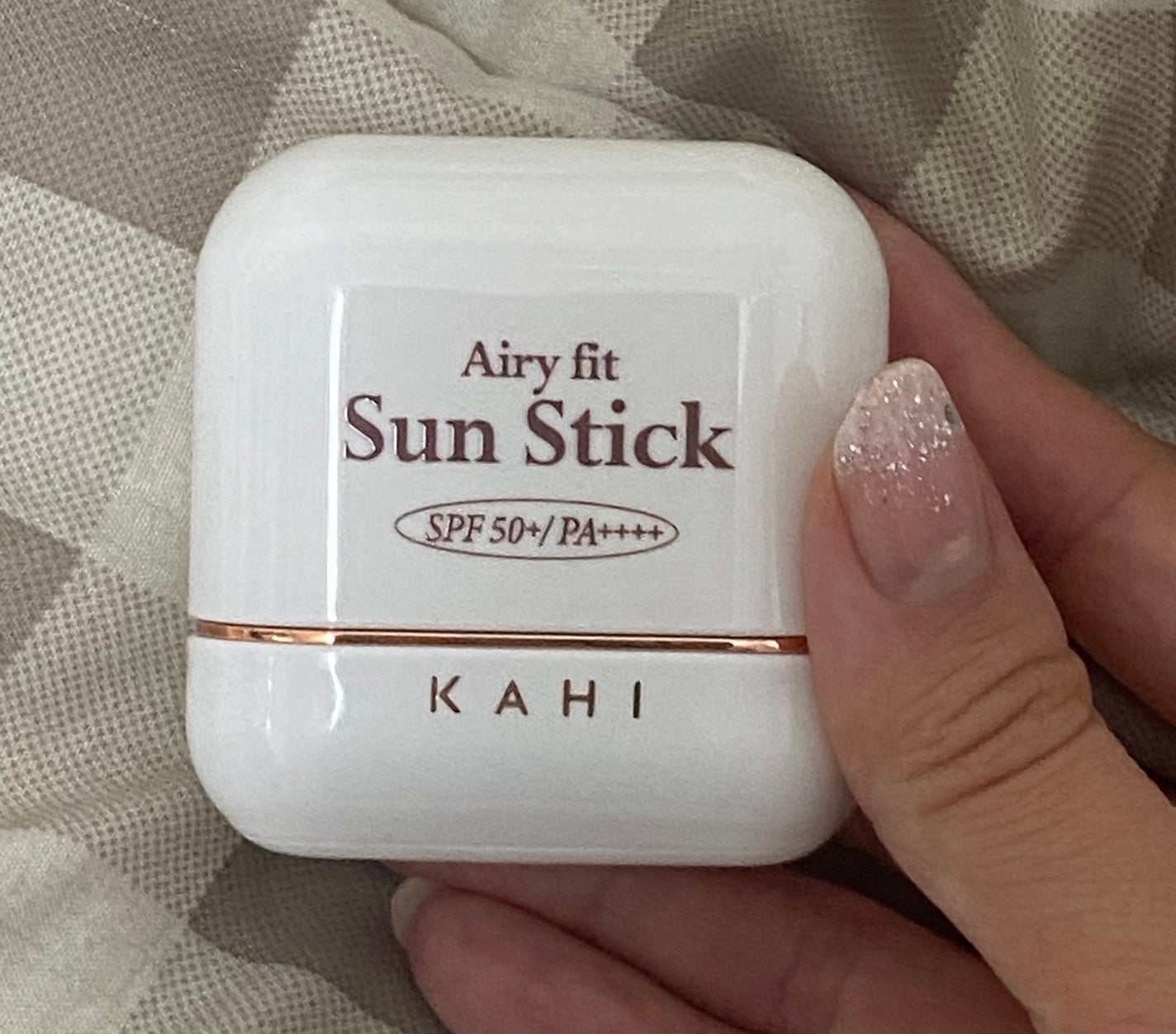 エアリーフィットサンスティック/KAHI/日焼け止めスティックを使ったクチコミ(3枚目)