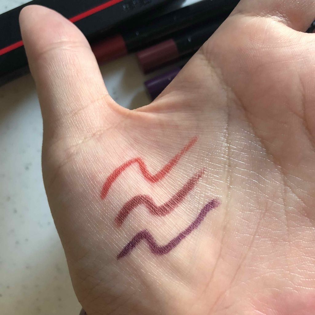 カジャルインクアーティスト 04 Azuki Red/SHISEIDO/スティックアイシャドウを使ったクチコミ（2枚目）