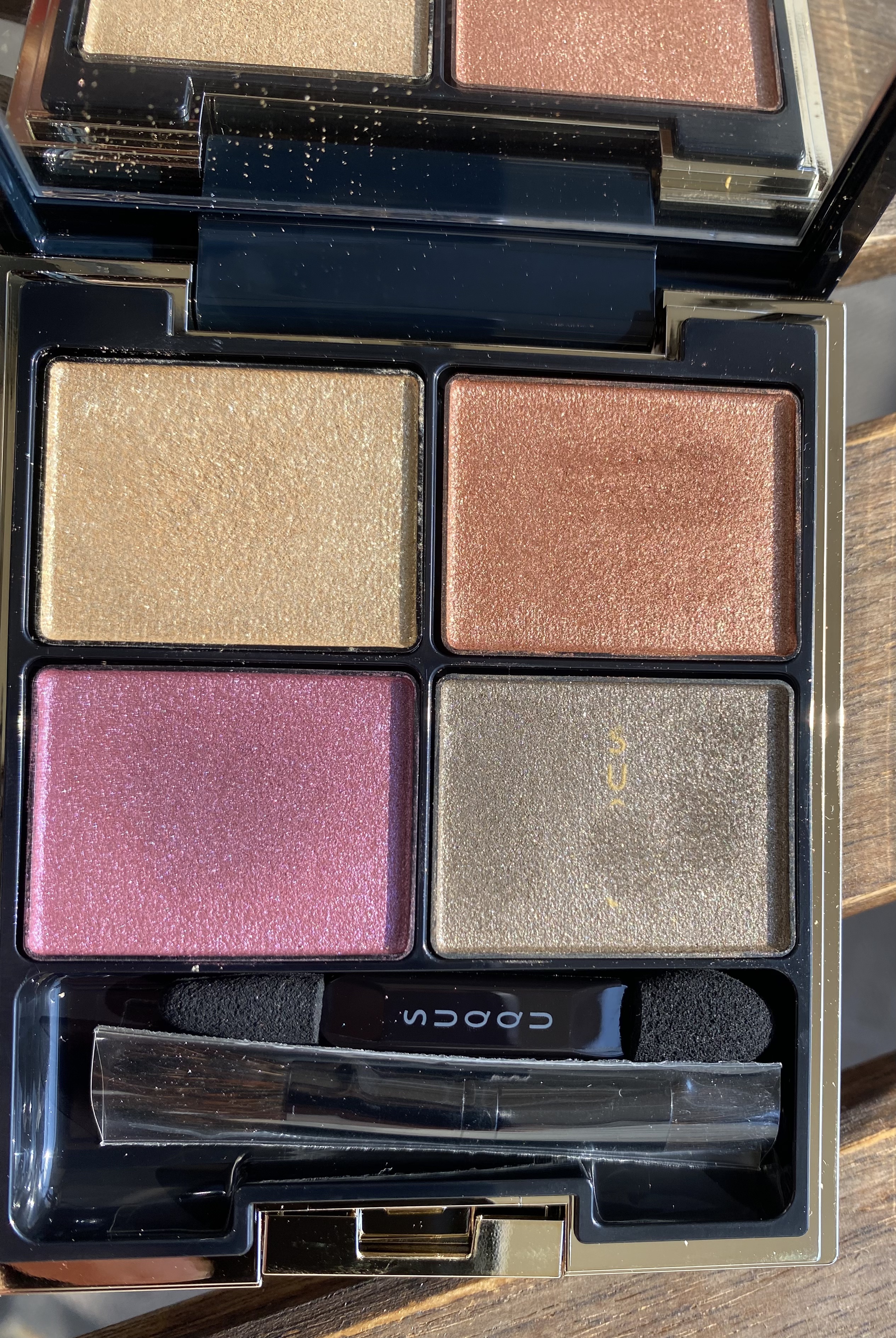 シグニチャー カラー アイズ/SUQQU/アイシャドウパレットを使ったクチコミ（2枚目）