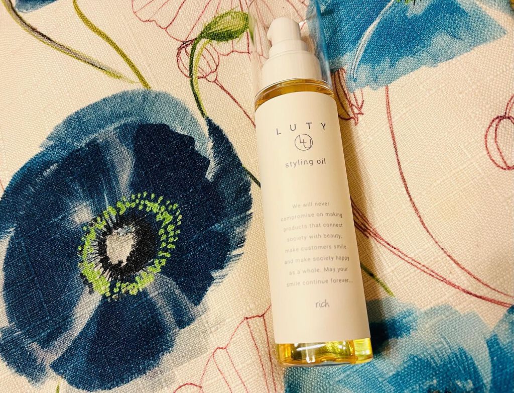 ルーティー スタイリングオイル リッチ/LUTY/ヘアオイルを使ったクチコミ（2枚目）