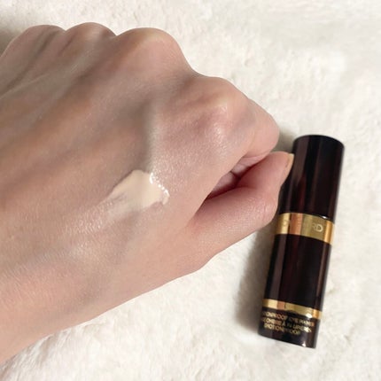 エモーションプルーフ アイ プライマー/TOM FORD BEAUTY/アイシャドウベースを使ったクチコミ(2枚目)