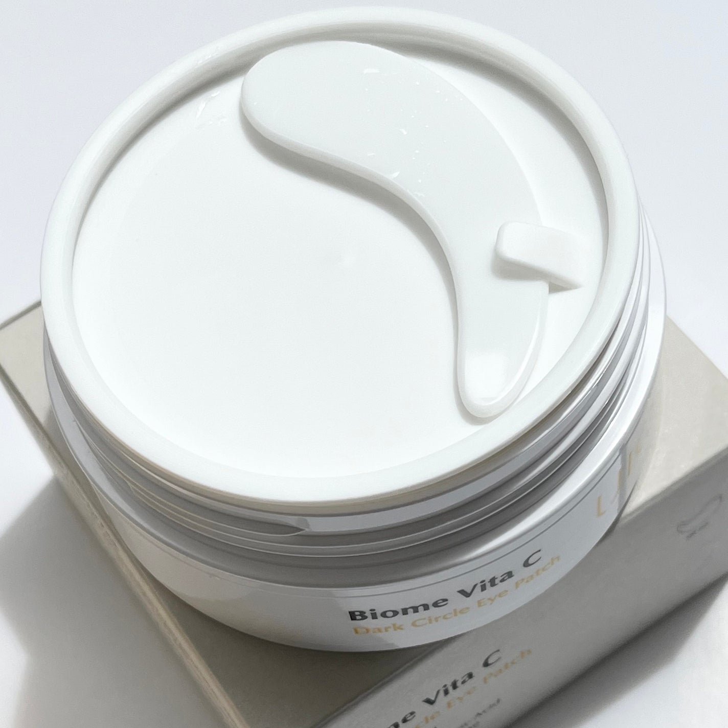 バイオームビタC黒クマアイパッチ/UIQ/シートマスク・パックを使ったクチコミ(2枚目)