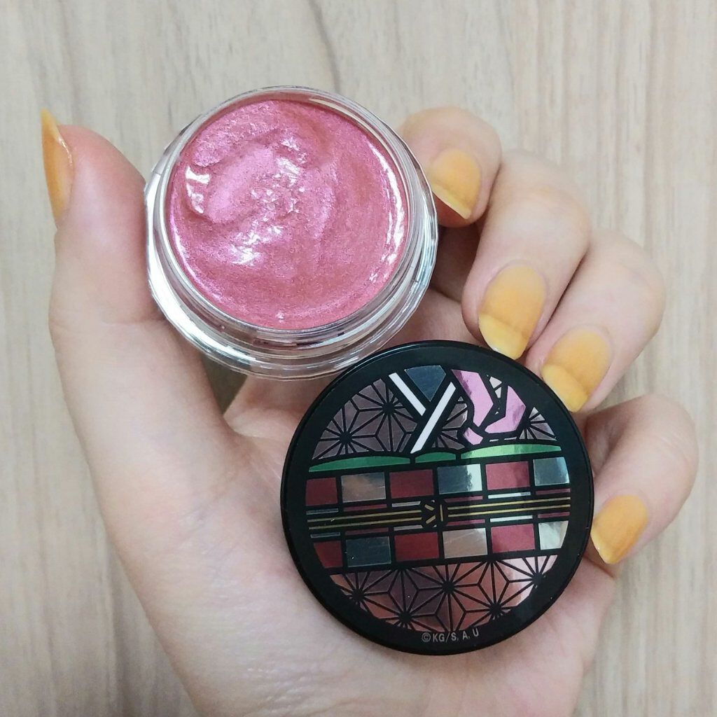 バンダイ 鬼滅の刃 カラーシャドウのクチコミ「ねずこカラージェリーアイシャドウ❇️

【使った商品】
鬼滅の刃　カラーアイシャドウ
【商品の.....」（3枚目）