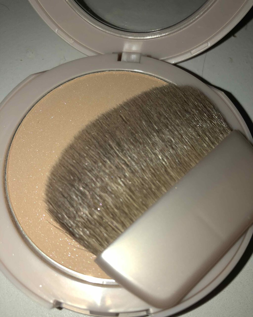 スキンライト プレスト パウダー/REVLON/プレストパウダーを使ったクチコミ(2枚目)
