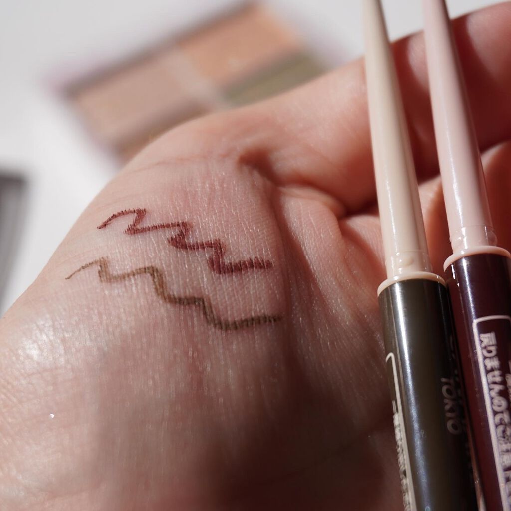 SUMOMO on LIPS 「キャンメイクから新色アイライナー登場!/ㅤcanmaketok..」(3枚目)