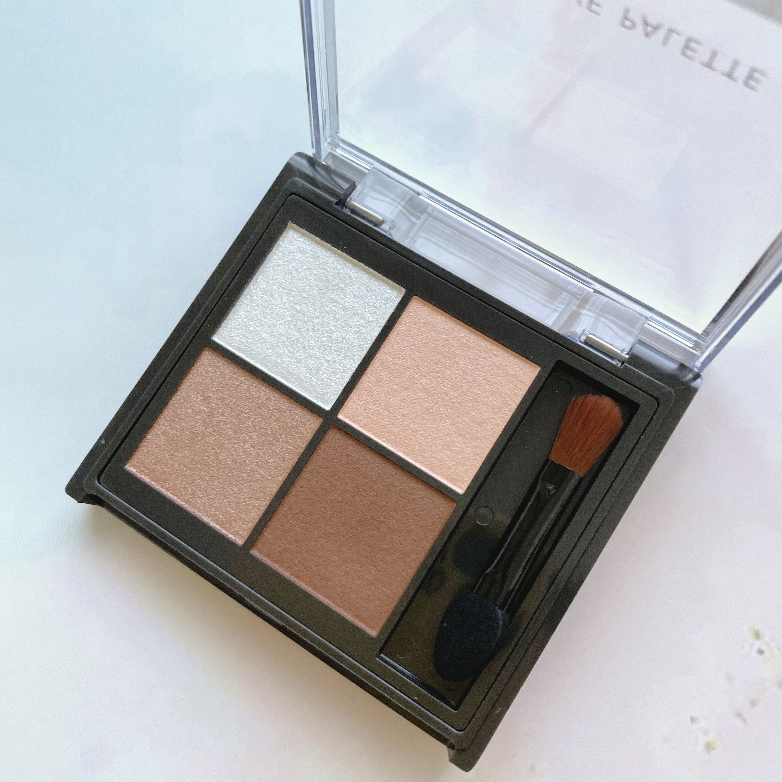 キスミー　フェルム　スタイリングアイパレット 01 メゾンベージュ/キスミー フェルム/アイシャドウパレットを使ったクチコミ（3枚目）