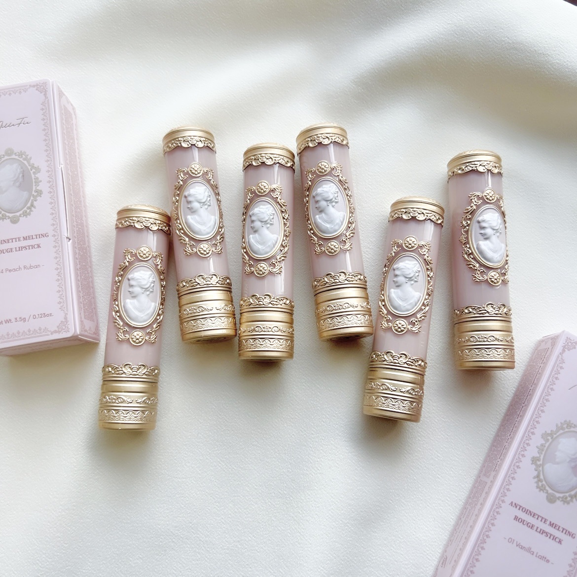 アントワネットメルティングルージュ/MilleFée/口紅を使ったクチコミ（3枚目）