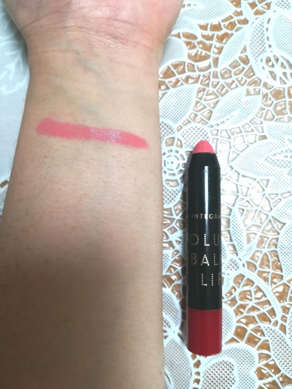 ボリュームバームリップ N/インテグレート/口紅を使ったクチコミ（2枚目）