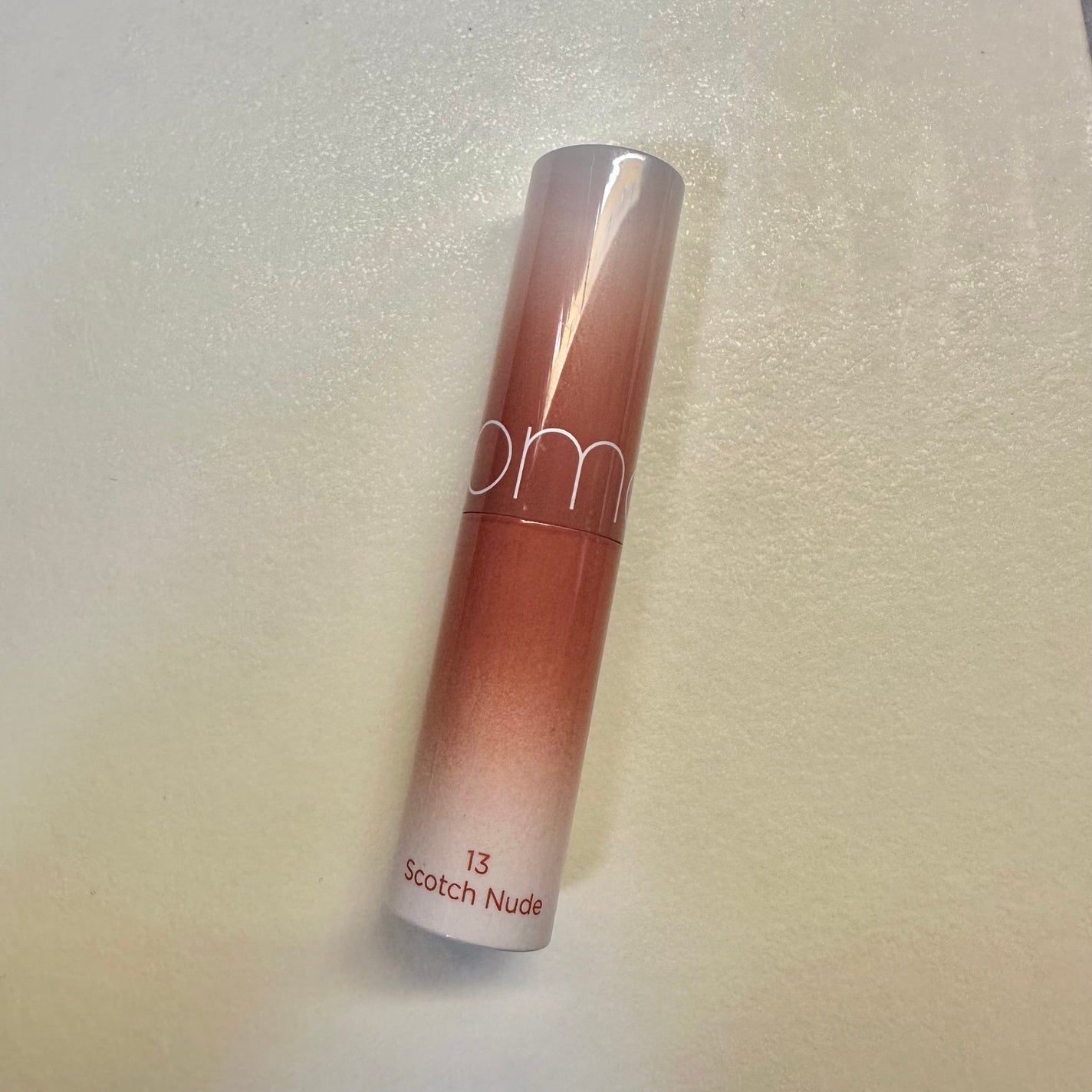 グラスティングメルティングバーム/rom&nd/リップバームを使ったクチコミ(1枚目)