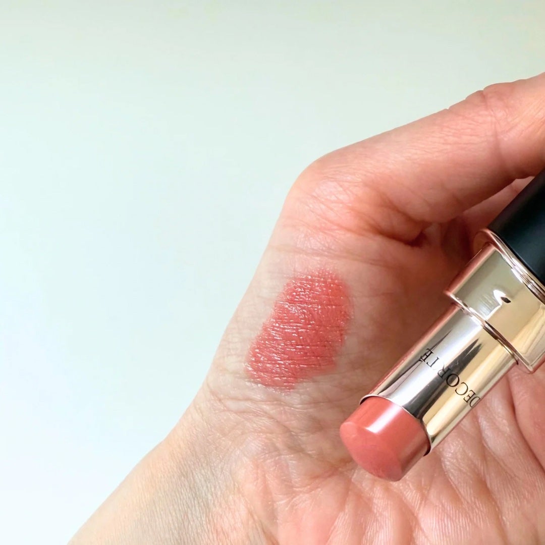 ルージュデコルテ クリームグロウ/DECORTÉ/口紅を使ったクチコミ(3枚目)