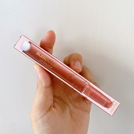 ブレンドベリー リップバルーン 102 愛おし夕暮れベージュ(限定色)/BLEND BERRY/口紅の画像