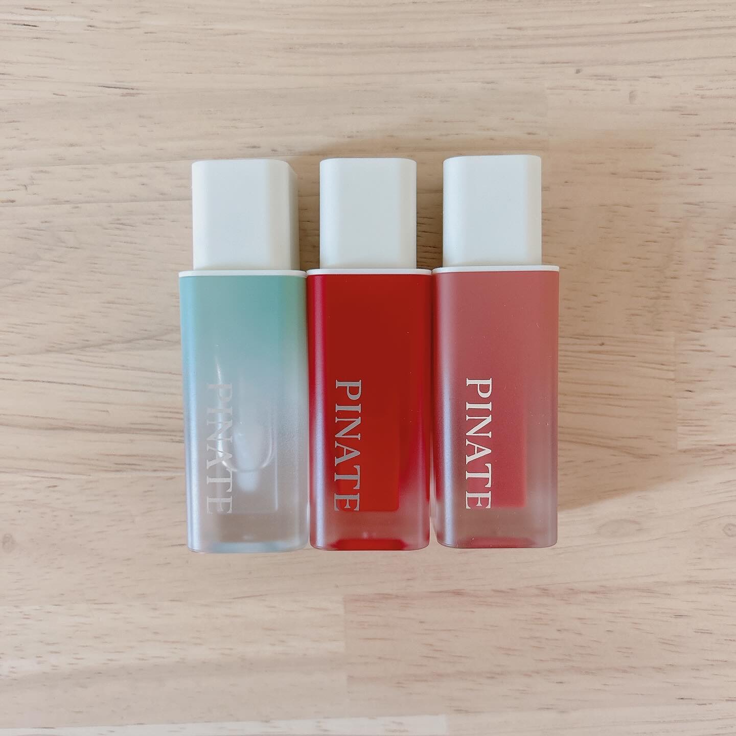 ナチュラルブルームリップオイルセラム 3色セット/PINATE/リップグロスを使ったクチコミ（3枚目）