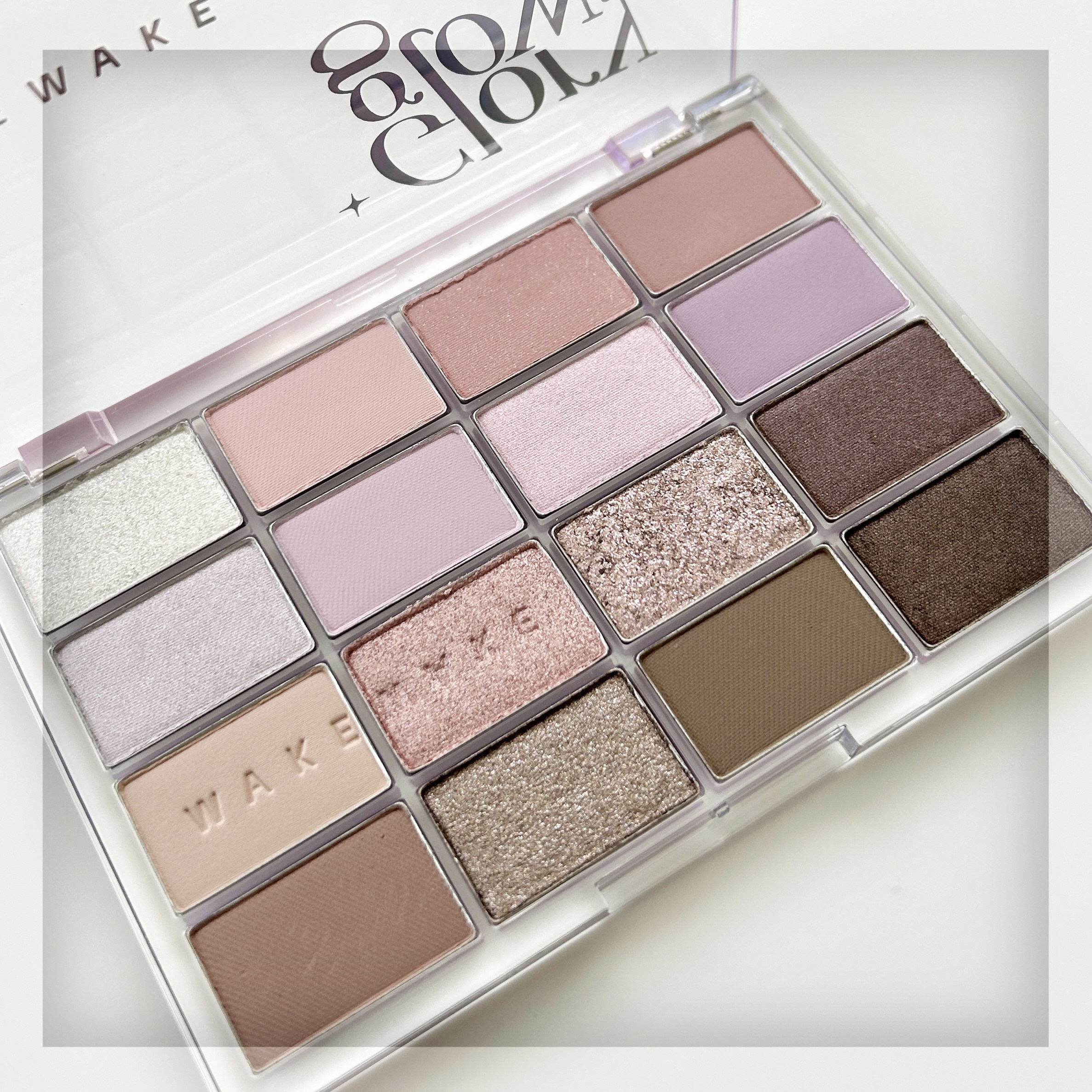 ソフトブラーリングアイパレット/wakemake/アイシャドウパレットを使ったクチコミ（2枚目）