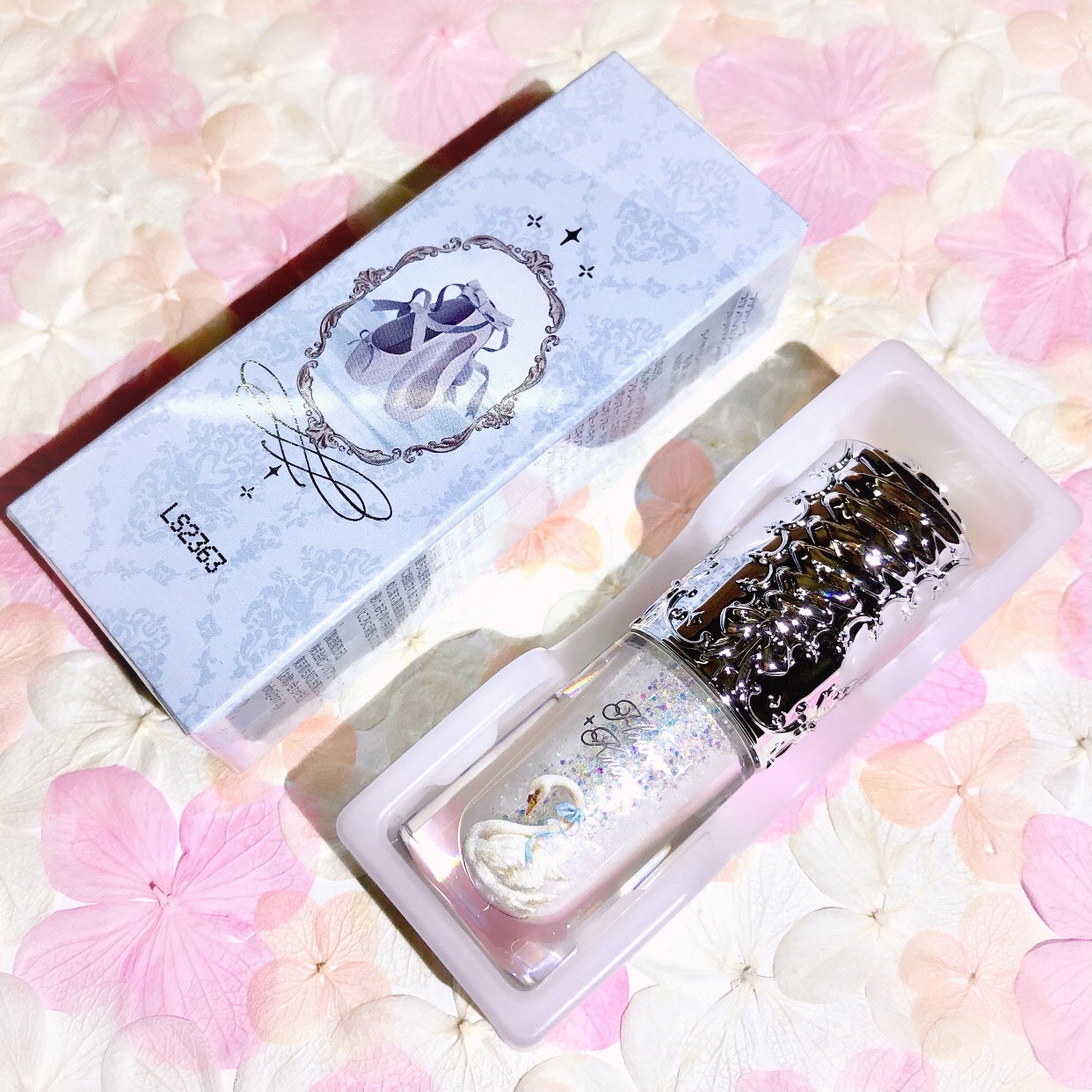 フラワーノーズ スワンバレエシリーズ リキッドアイシャドウ/FlowerKnows/リキッドアイシャドウを使ったクチコミ(2枚目)