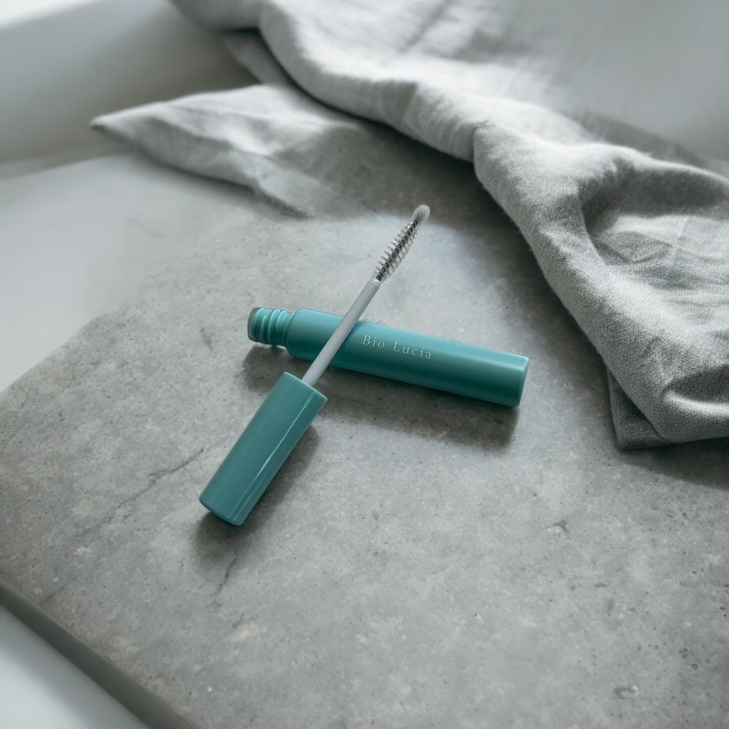 アイラッシュセラム/Bio Lucia(ビオルチア)/まつげ美容液を使ったクチコミ（2枚目）