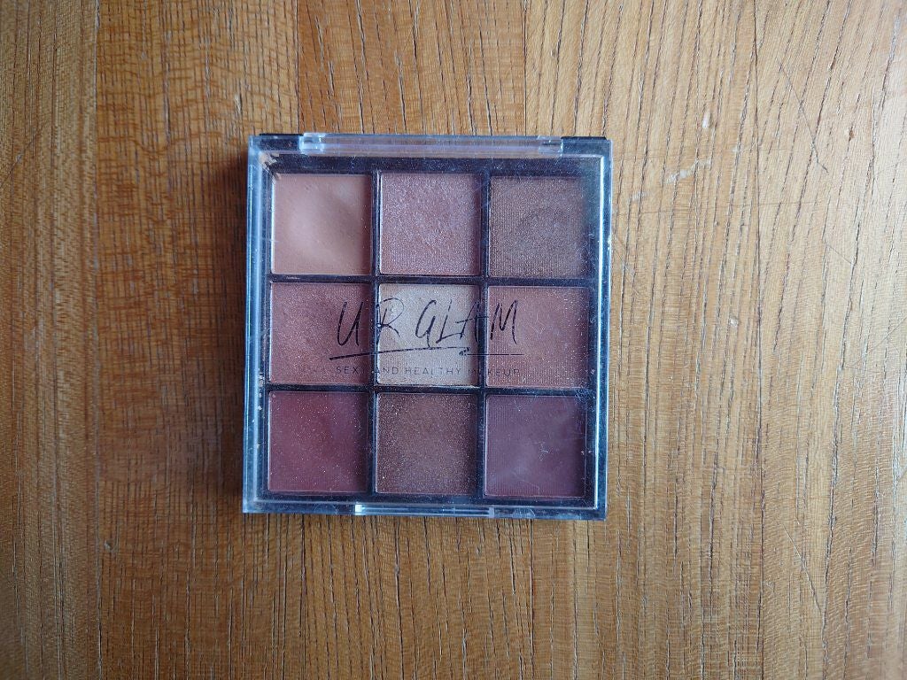 UR GLAM BLOOMING EYE COLOR PALETTE/U R GLAM/アイシャドウパレットを使ったクチコミ(1枚目)