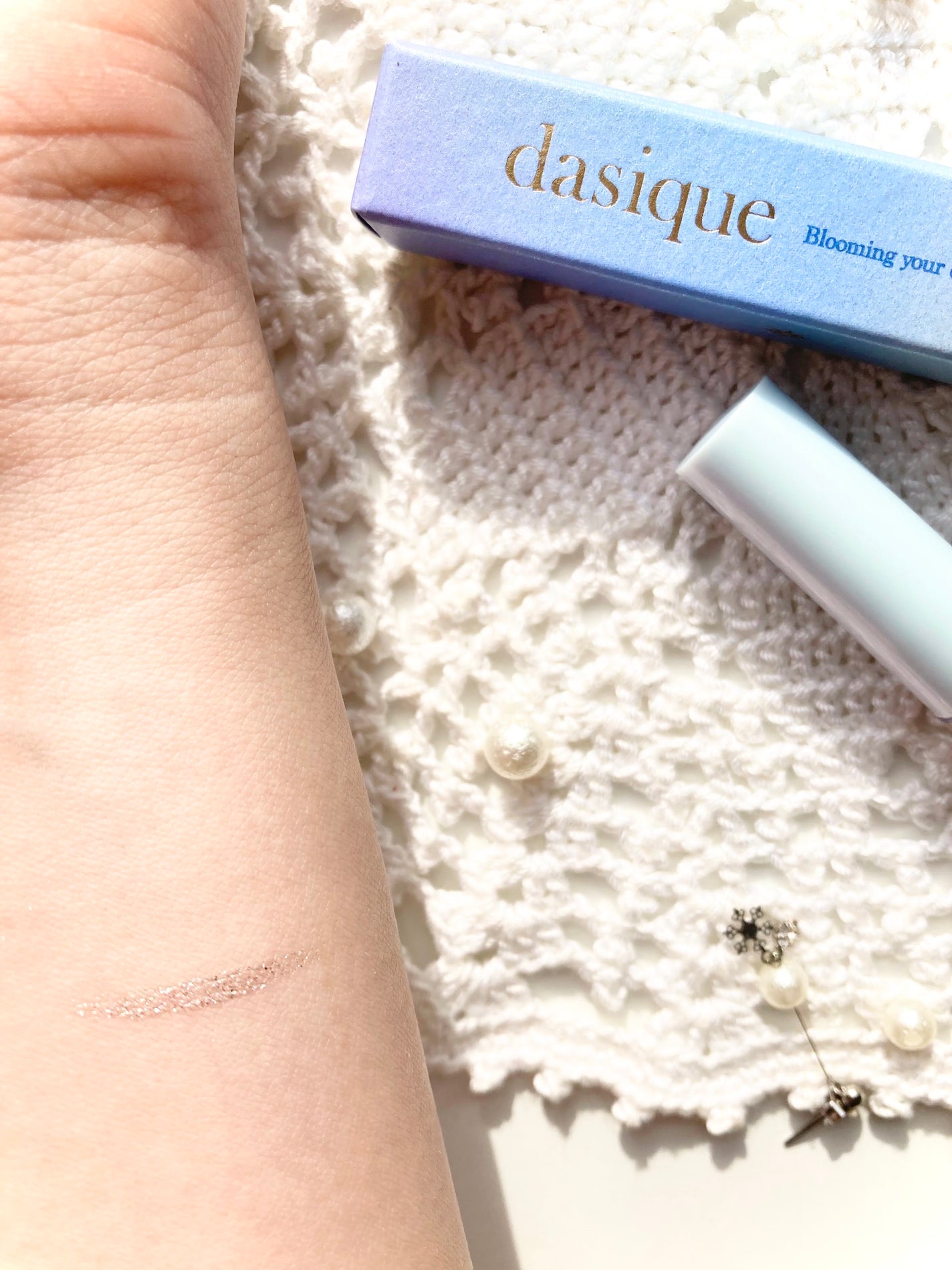 スターリット リキッドグリッター/dasique/メイクアップを使ったクチコミ(2枚目)