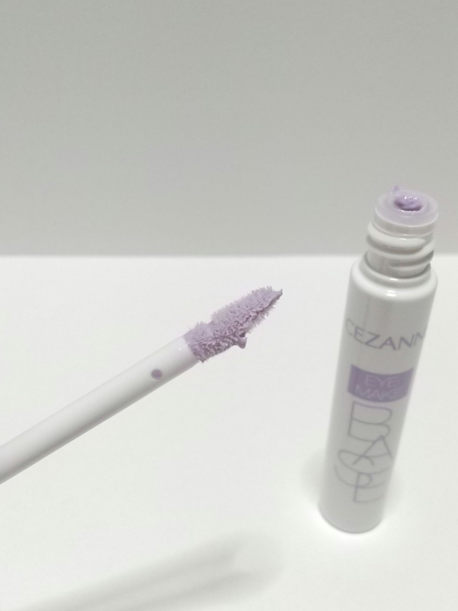 アイメイクベース/CEZANNE/アイシャドウベースを使ったクチコミ（3枚目）