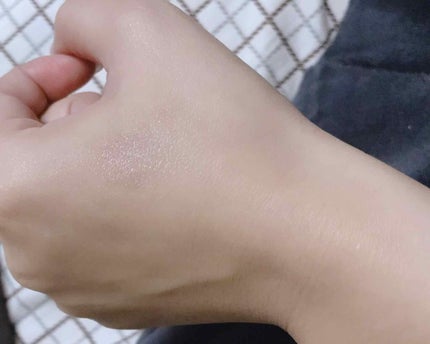 ウイスパーグロスフォーアイ/THREE/リキッドアイシャドウを使ったクチコミ(3枚目)