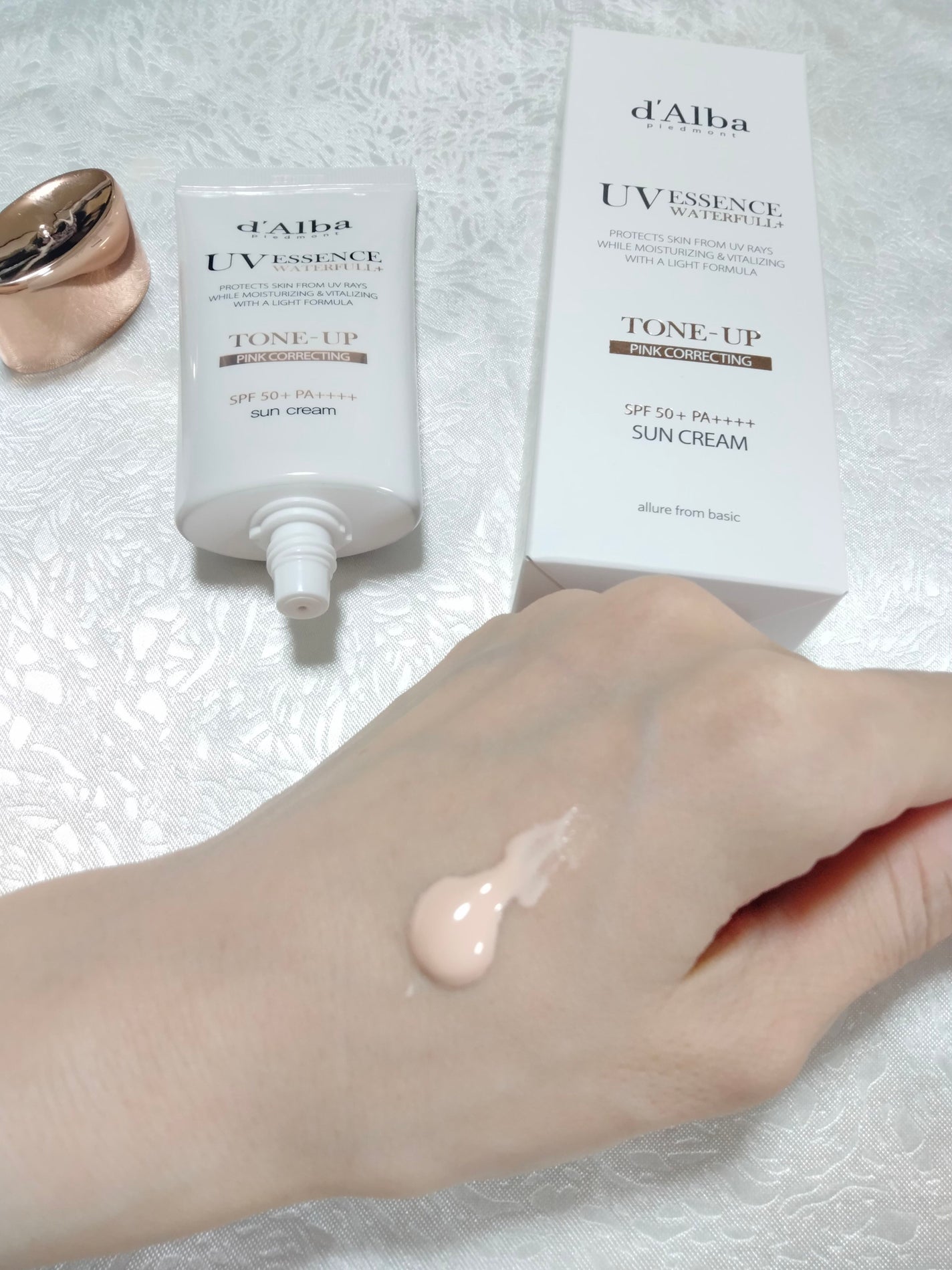 ウォータフルトーンアップサンクリーム/ダルバ/日焼け止めクリームを使ったクチコミ(3枚目)