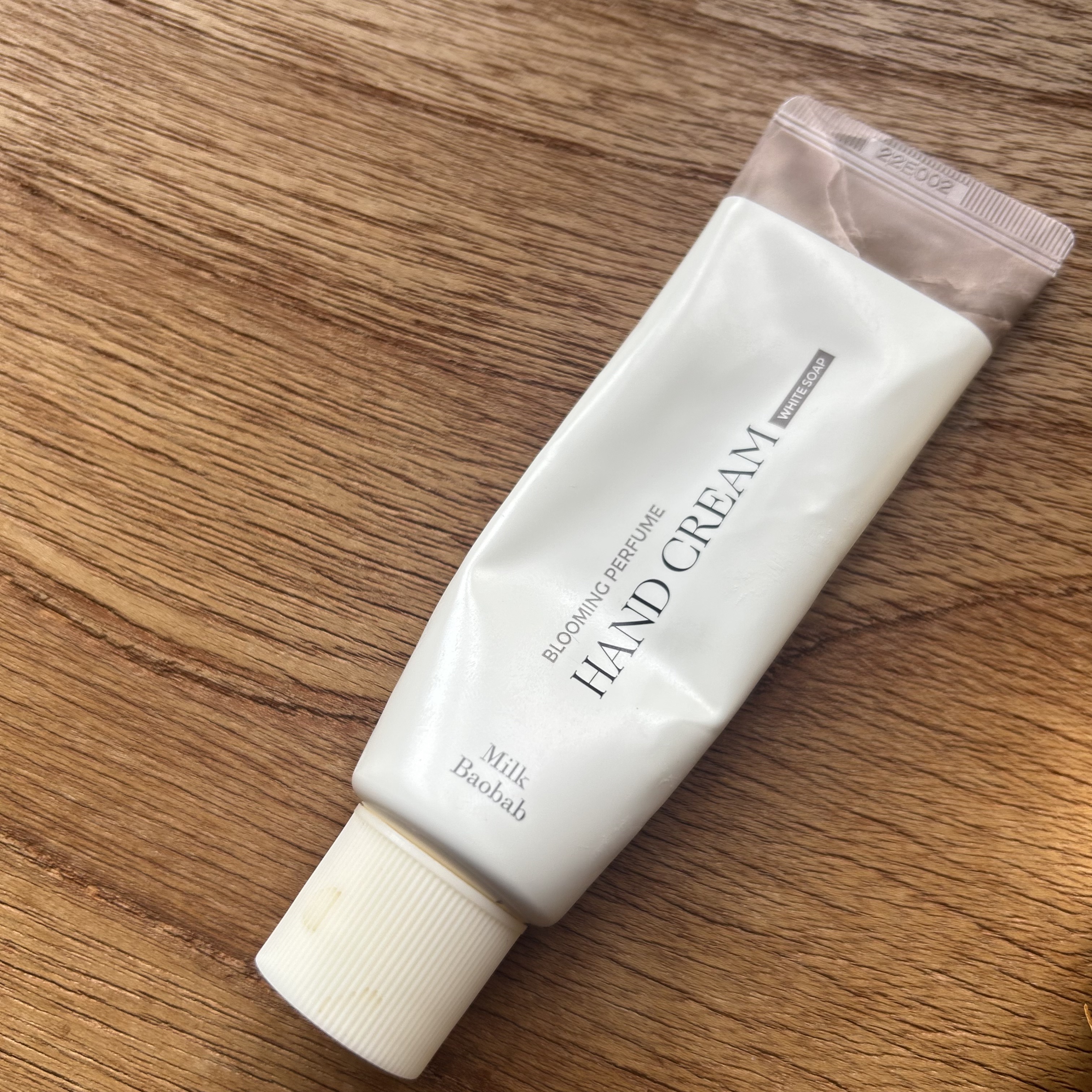 ブルーミングパフューム ハンドクリーム/ミルクバオバブ/ハンドクリームを使ったクチコミ（1枚目）