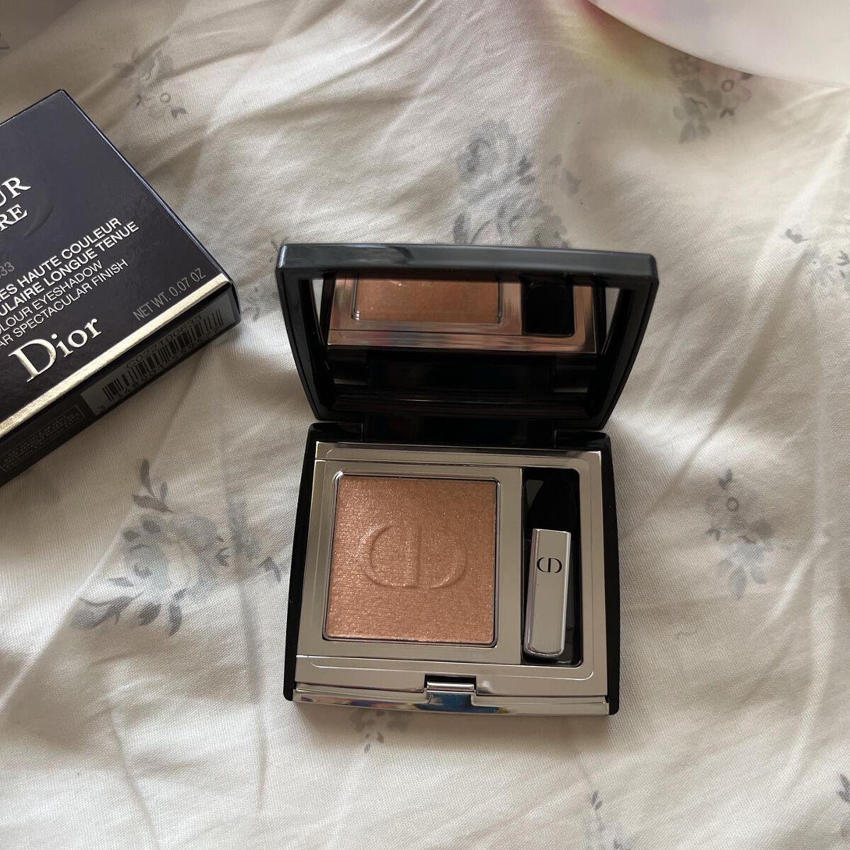 モノ クルール クチュール 633 コーラル ルック/Dior/単色アイシャドウを使ったクチコミ（2枚目）