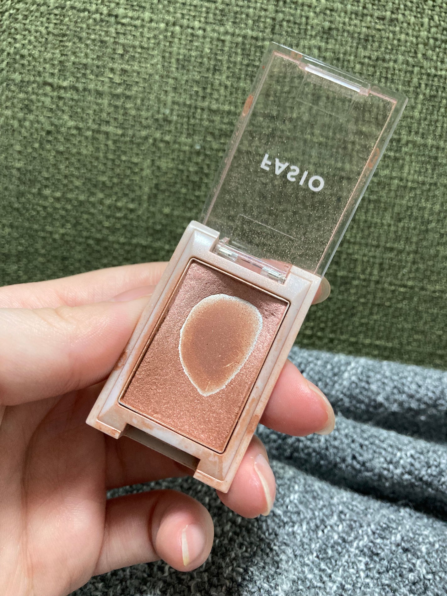 グラデーション アイカラー/FASIO/単色アイシャドウを使ったクチコミ(3枚目)