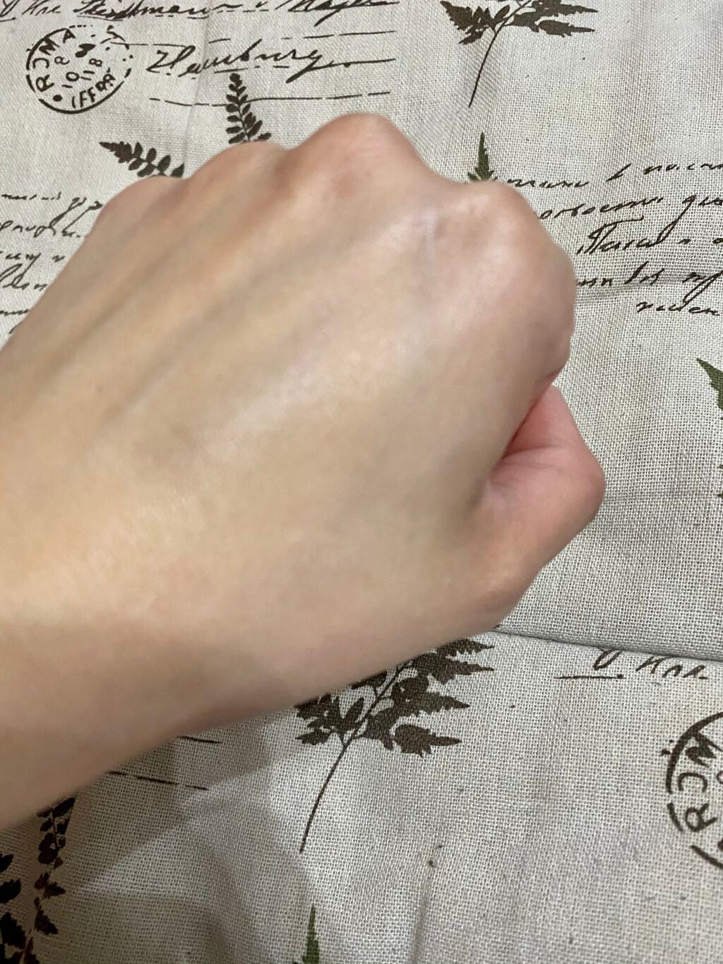 ミネラルインナートリートメントベース/エトヴォス/化粧下地を使ったクチコミ(4枚目)