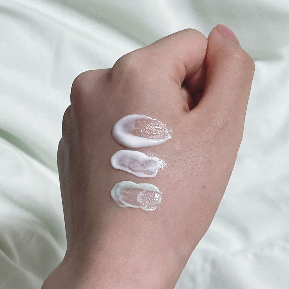 マーメイドスキンジェルUV/キャンメイク/日焼け止めジェルを使ったクチコミ（3枚目）