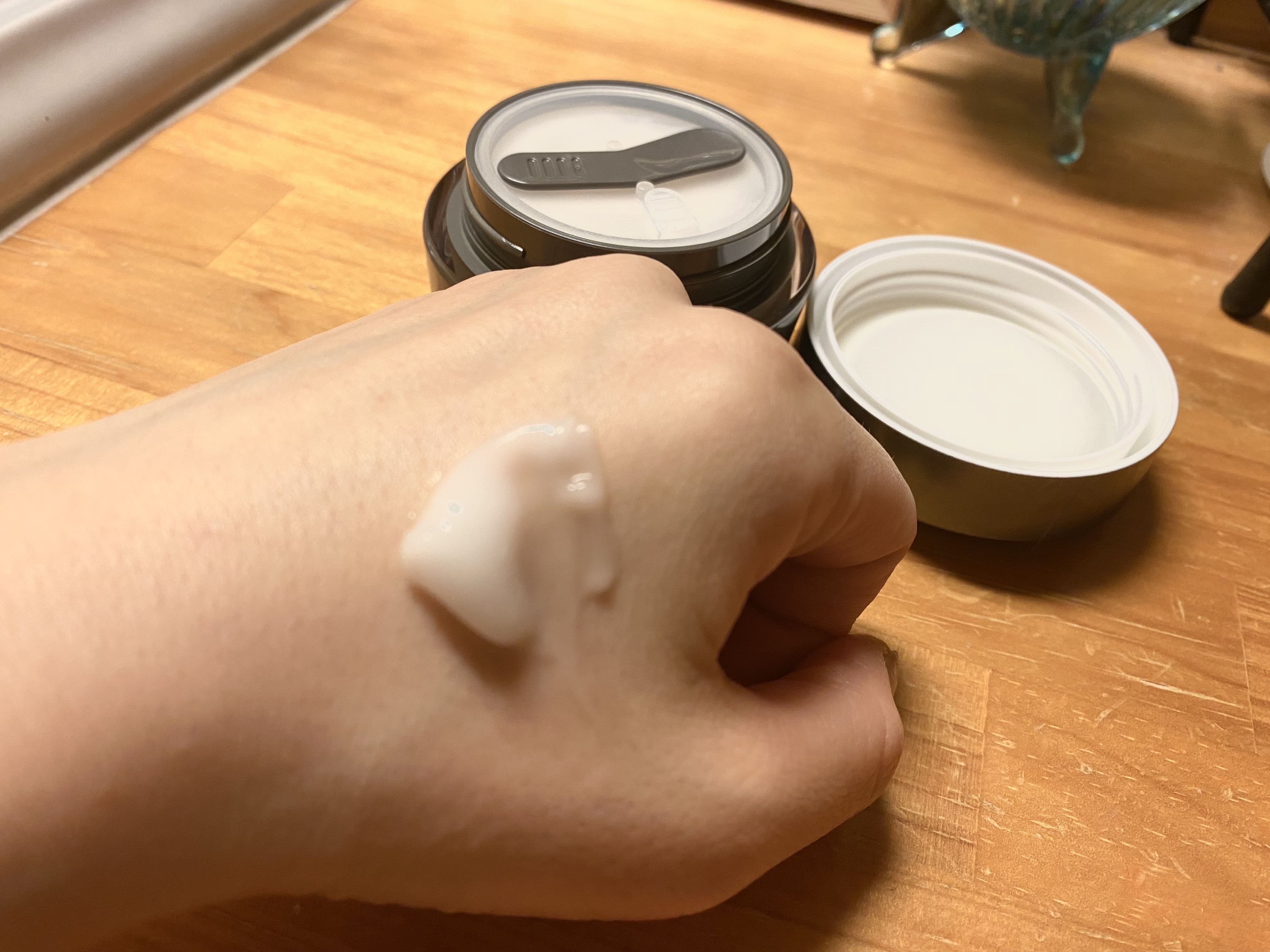 パーフェクトワン リフティングジェル/パーフェクトワン/オールインワン化粧品を使ったクチコミ（3枚目）