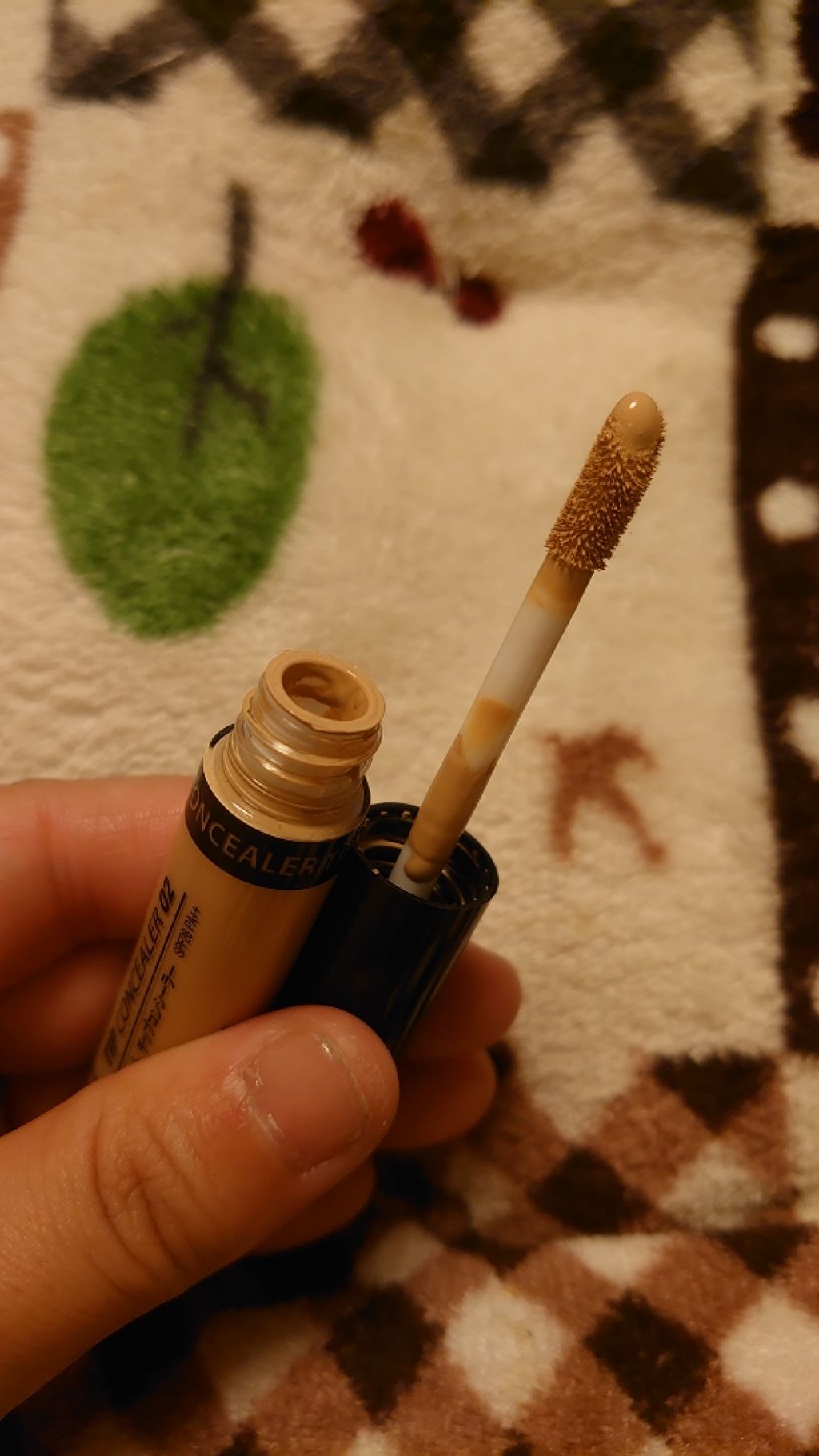 カバーパーフェクション チップコンシーラー 02 リッチベージュ/the SAEM/リキッドコンシーラーを使ったクチコミ（2枚目）