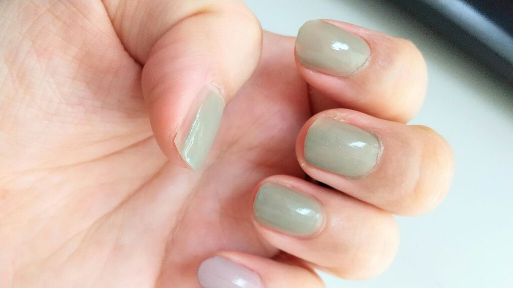 カラフルネイルズ/キャンメイク/マニキュアを使ったクチコミ(2枚目)