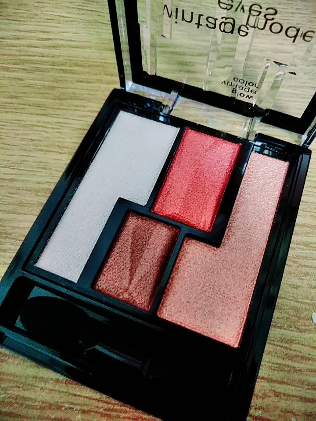 ヴィンテージモードアイズ/KATE/アイシャドウパレットを使ったクチコミ（3枚目）