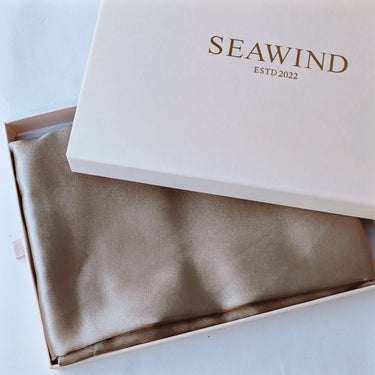 COCOSILK シルク枕カバーのクチコミ「SEAWIND
シルク枕カバー

トップクラス6Aランクのシルクを使用した
滑らかな肌触りの枕.....」（1枚目）