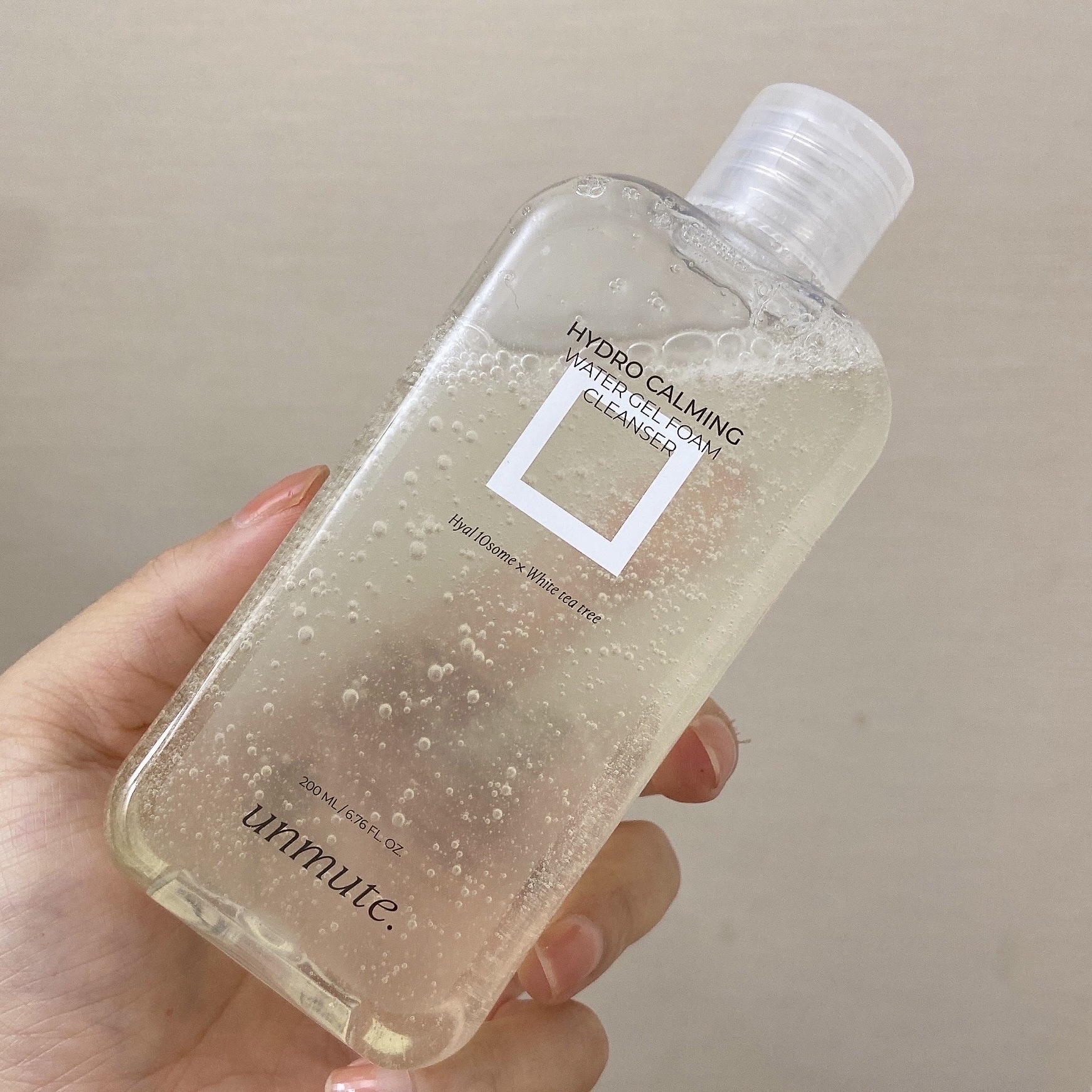 HYDRO CALMING ウォータージェルフォームクレンザー