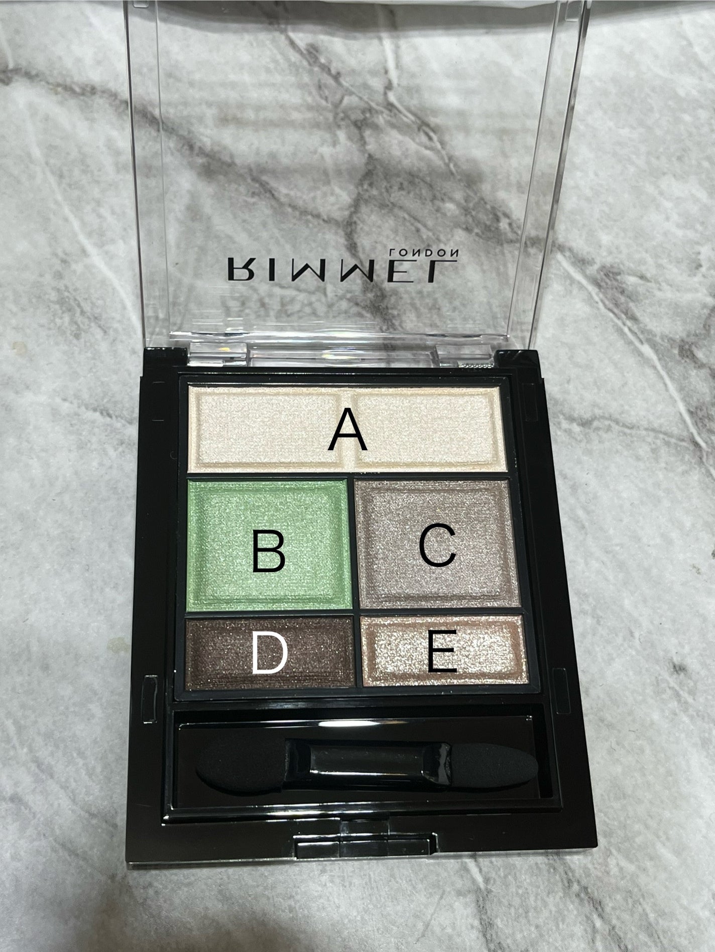 ワンダー スウィート アイシャドウ/リンメル ロンドン/アイシャドウパレットを使ったクチコミ(3枚目)