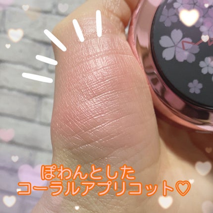 エクストラ ディメンション ブラッシュ M·A·C BLACK CHERRY/M・A・C/パウダーチークを使ったクチコミ(4枚目)